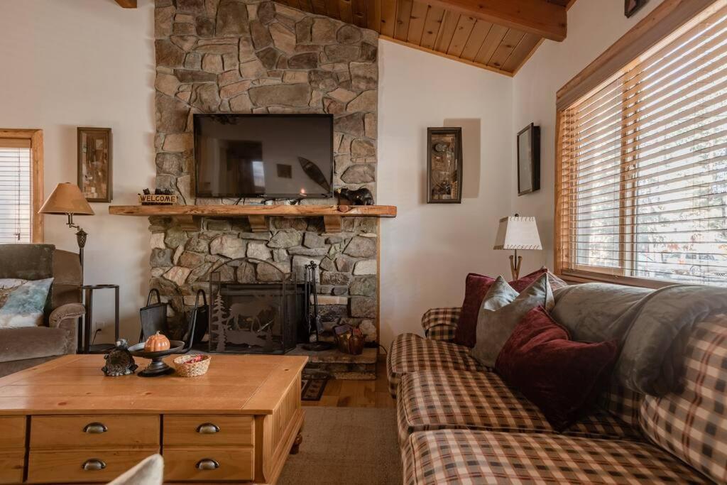 Hot Tub*Kids Room*Family Cabin Big Bear City Extérieur photo
