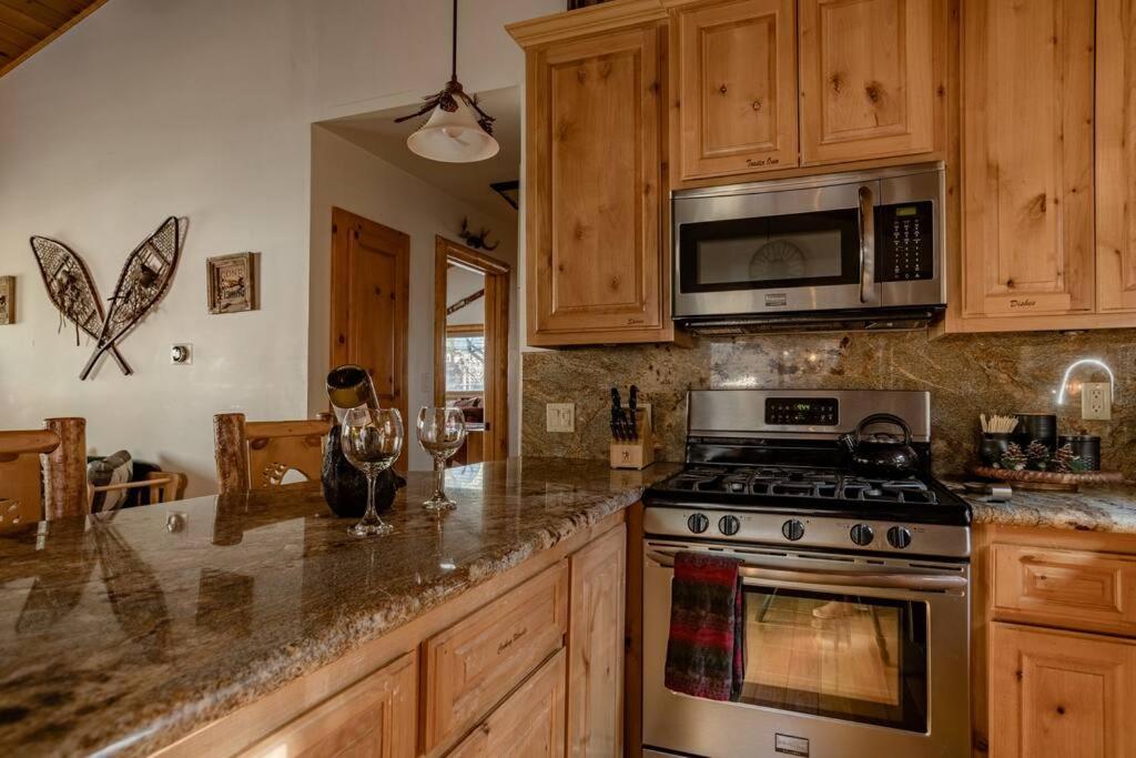 Hot Tub*Kids Room*Family Cabin Big Bear City Extérieur photo