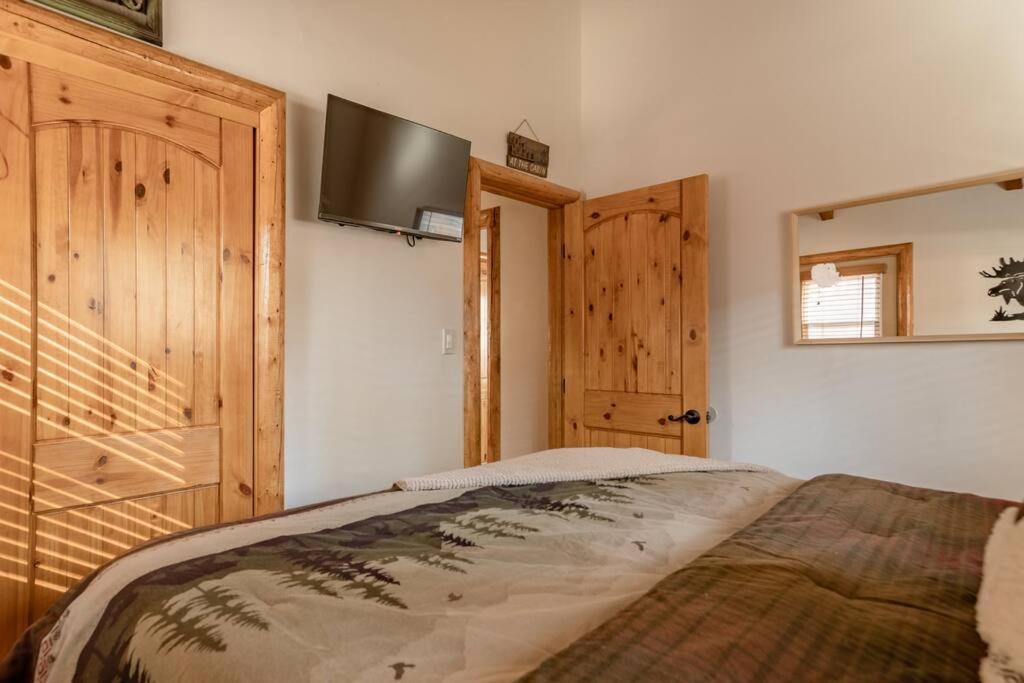 Hot Tub*Kids Room*Family Cabin Big Bear City Extérieur photo