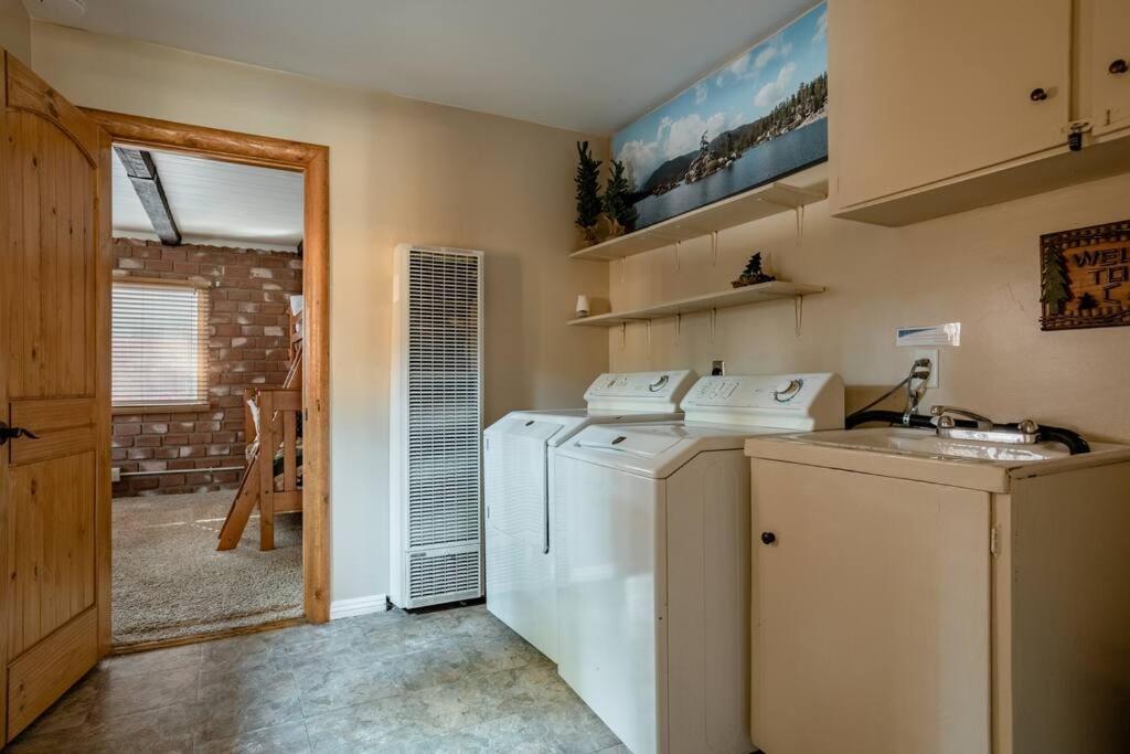 Hot Tub*Kids Room*Family Cabin Big Bear City Extérieur photo